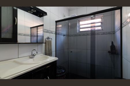 Casa à venda com 150m², 2 quartos e 2 vagas Casa à venda com 150m², 2 quartos e 2 vagasBanheiro