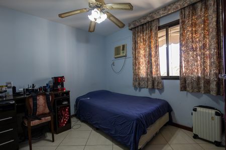 Apartamento à venda com 225m², 5 quartos e 4 vagasQuarto Suite 3