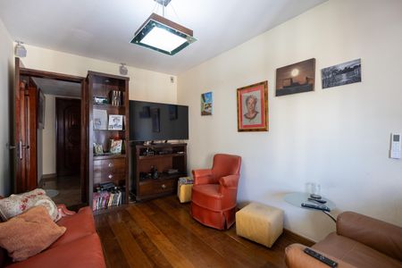 Apartamento à venda com 225m², 5 quartos e 4 vagasQuarto 5