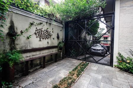 Casa à venda com 600m², 4 quartos e 6 vagasGaragem