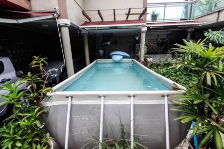 Casa à venda com 600m², 4 quartos e 6 vagasPiscina