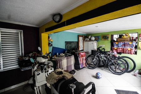 Casa à venda com 600m², 4 quartos e 6 vagasDetalhe