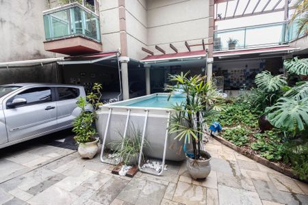 Casa à venda com 600m², 4 quartos e 6 vagasPiscina