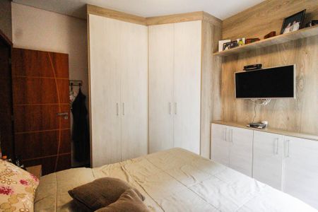 Casa à venda com 600m², 4 quartos e 6 vagasQuarto 3