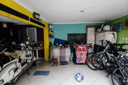 Casa à venda com 600m², 4 quartos e 6 vagasDetalhe
