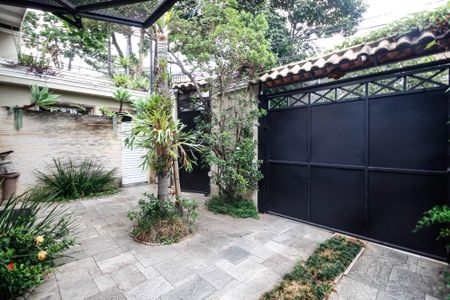 Casa à venda com 600m², 4 quartos e 6 vagasGaragem