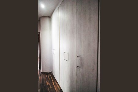 Casa à venda com 600m², 4 quartos e 6 vagasDetalhe