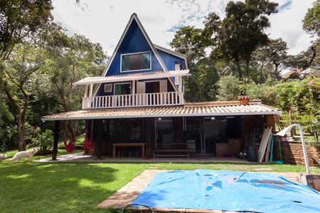 Casa de condomínio à venda com 200m², 3 quartos e 5 vagasPiscina