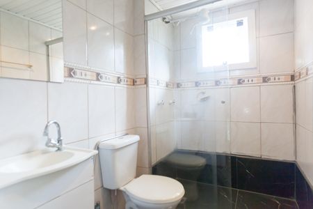 Casa de condomínio à venda com 200m², 3 quartos e 5 vagasBanheiro Social