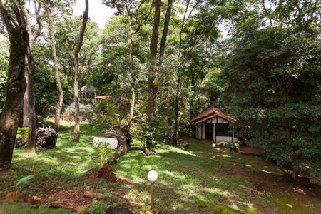Casa de condomínio à venda com 200m², 3 quartos e 5 vagasQuintal