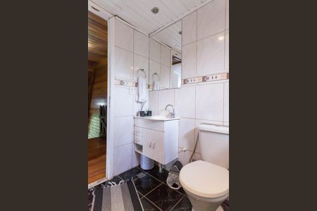 Casa de condomínio à venda com 200m², 3 quartos e 5 vagasBanheiro Social