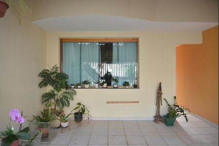 Casa à venda com 201m², 4 quartos e 2 vagasGaragem