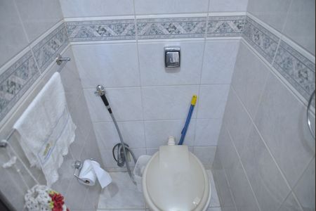 Casa à venda com 201m², 4 quartos e 2 vagasBanheiro da Suíte 2