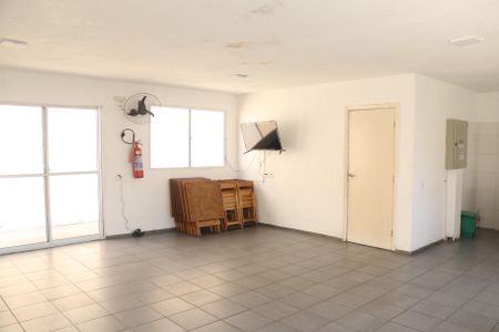Apartamento para alugar com 45m², 2 quartos e 1 vagaÁrea comum
