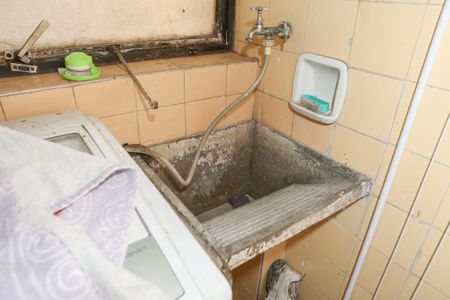 Apartamento à venda com 60m², 2 quartos e 1 vagaÁrea de Serviço