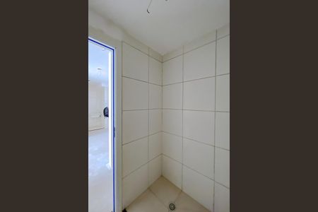 Apartamento à venda com 37m², 2 quartos e sem vagaBanheiro