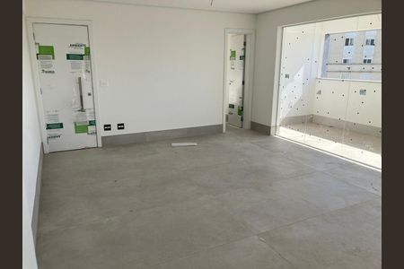 Apartamento à venda com 152m², 4 quartos e 4 vagas