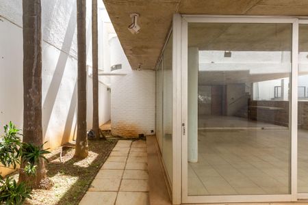 Casa à venda com 412m², 5 quartos e 3 vagasÁrea Externa