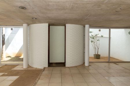 Casa à venda com 412m², 5 quartos e 3 vagasBanheiro 5