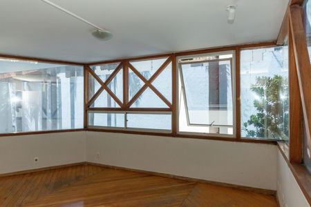 Casa à venda com 412m², 5 quartos e 3 vagasQuarto 4