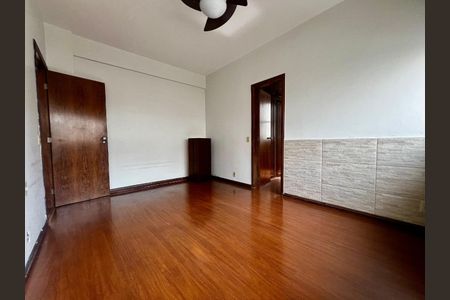 Apartamento à venda com 181m², 4 quartos e 3 vagas