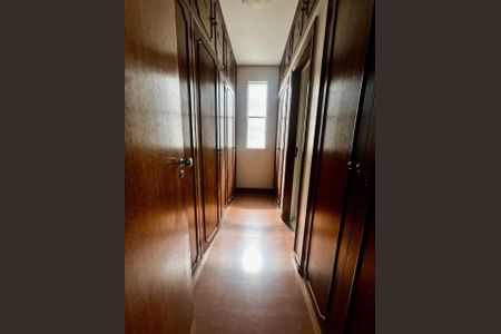 Apartamento à venda com 181m², 4 quartos e 3 vagas