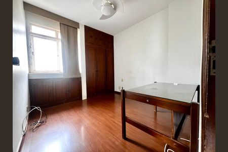 Apartamento à venda com 181m², 4 quartos e 3 vagas