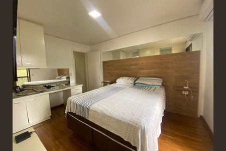 Apartamento à venda com 170m², 3 quartos e 4 vagas