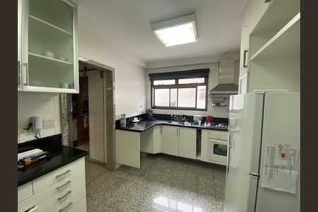 Apartamento à venda com 170m², 3 quartos e 4 vagas