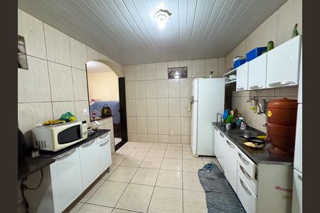 Casa à venda com 360m², 6 quartos e 2 vagas Casa à venda com 360m², 6 quartos e 2 vagasCasa 1 - Cozinha