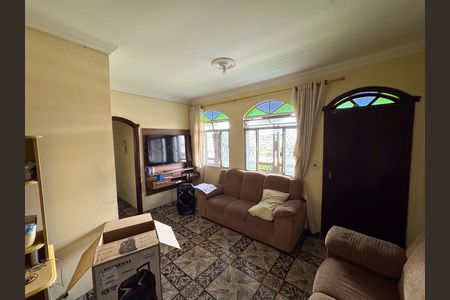 Casa à venda com 360m², 6 quartos e 2 vagas Casa à venda com 360m², 6 quartos e 2 vagasCasa 1 - Sala de Estar