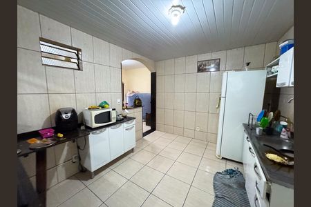 Casa à venda com 360m², 6 quartos e 2 vagas Casa à venda com 360m², 6 quartos e 2 vagasCasa 1 - Cozinha