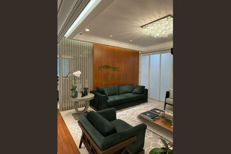 Apartamento à venda com 326m², 3 quartos e 6 vagas