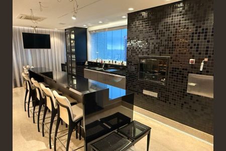 Apartamento à venda com 326m², 3 quartos e 6 vagas