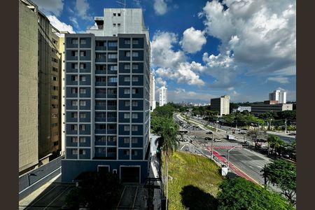 Studio à venda com 28m², 0 quarto e sem vaga Studio à venda com 28m², 0 quarto e sem vagaVista