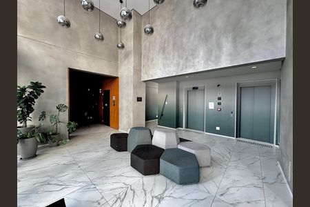 Studio à venda com 28m², 0 quarto e sem vaga Studio à venda com 28m², 0 quarto e sem vagaHall Social Bloco