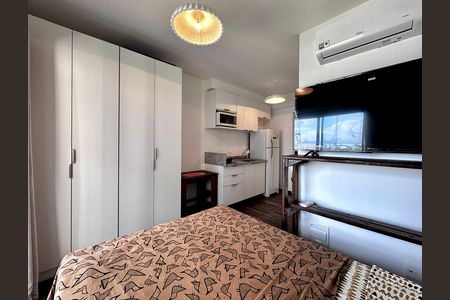Studio à venda com 28m², 0 quarto e sem vaga Studio à venda com 28m², 0 quarto e sem vagaStudio