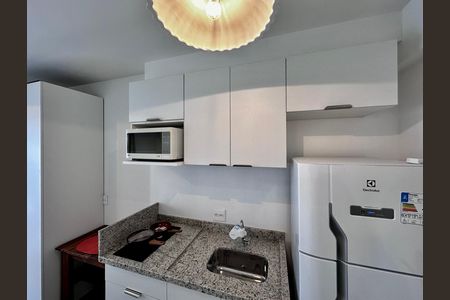 Studio à venda com 28m², 0 quarto e sem vaga Studio à venda com 28m², 0 quarto e sem vagaCozinha