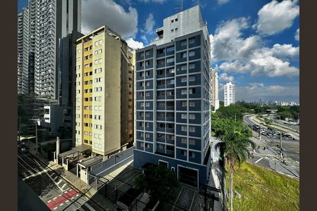 Studio à venda com 28m², 0 quarto e sem vaga Studio à venda com 28m², 0 quarto e sem vagaVista