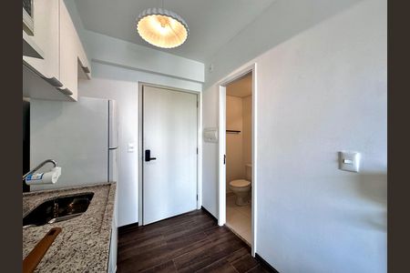 Studio à venda com 28m², 0 quarto e sem vaga Studio à venda com 28m², 0 quarto e sem vagaCozinha