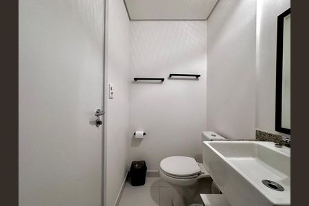 Studio à venda com 28m², 0 quarto e sem vaga Studio à venda com 28m², 0 quarto e sem vagaBanheiro