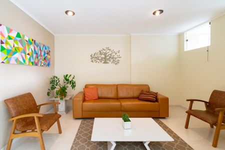 Apartamento à venda com 57m², 2 quartos e 1 vaga Apartamento à venda com 57m², 2 quartos e 1 vagaHall social