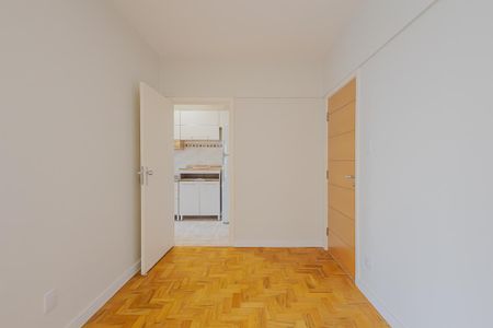 Apartamento à venda com 99m², 2 quartos e sem vagaSala