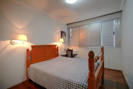 Apartamento à venda com 600m², 5 quartos e 4 vagasQuarto 1