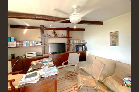 Apartamento à venda com 600m², 5 quartos e 4 vagasEscritório