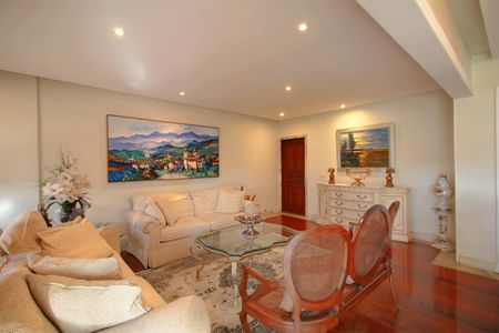 Apartamento à venda com 600m², 5 quartos e 4 vagasSala