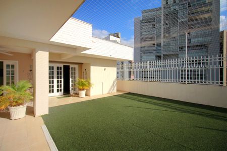Apartamento à venda com 600m², 5 quartos e 4 vagasCobertura - Quadra