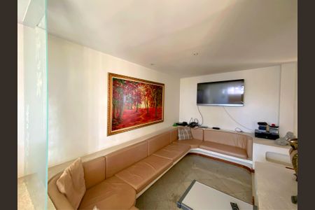 Apartamento à venda com 600m², 5 quartos e 4 vagasSala de Estar 2