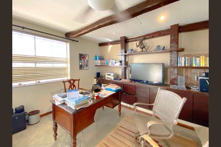 Apartamento à venda com 600m², 5 quartos e 4 vagasEscritório