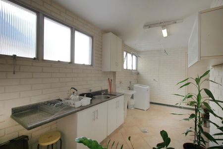 Apartamento à venda com 600m², 5 quartos e 4 vagasÁrea de Serviço